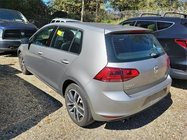 2016 Volkswagen Golf TSI SE