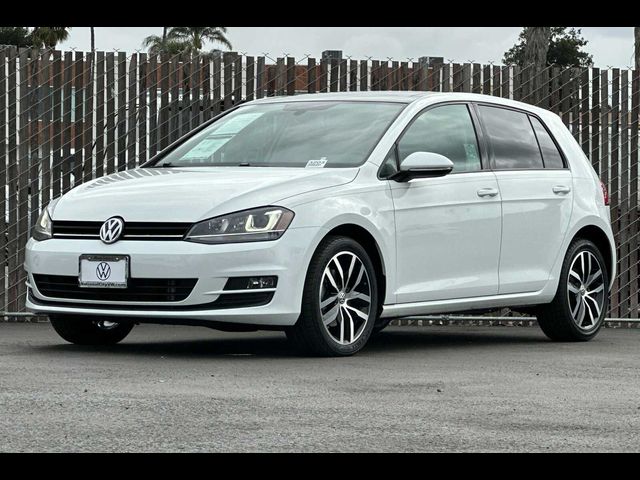 2016 Volkswagen Golf TSI SE