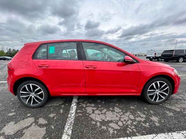 2016 Volkswagen Golf TSI SE