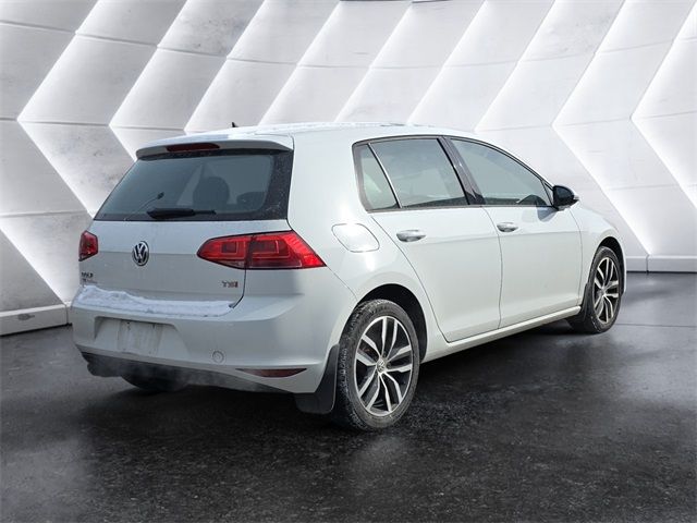 2016 Volkswagen Golf TSI SE