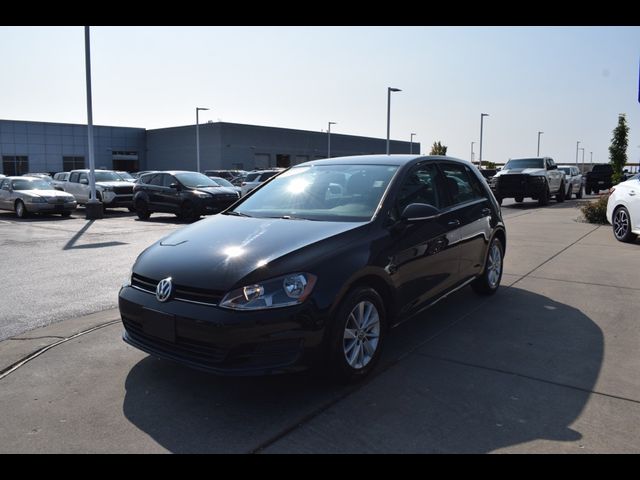 2016 Volkswagen Golf TSI S