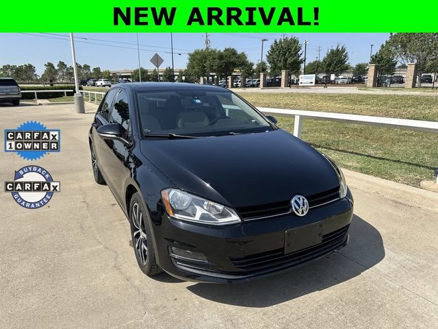 2016 Volkswagen Golf TSI SE