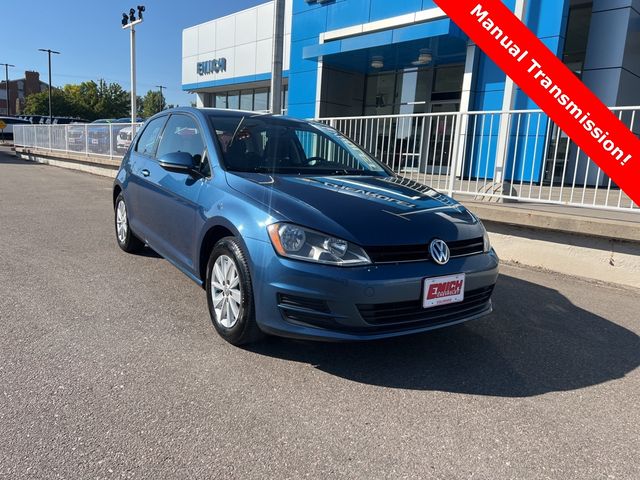 2016 Volkswagen Golf TSI S