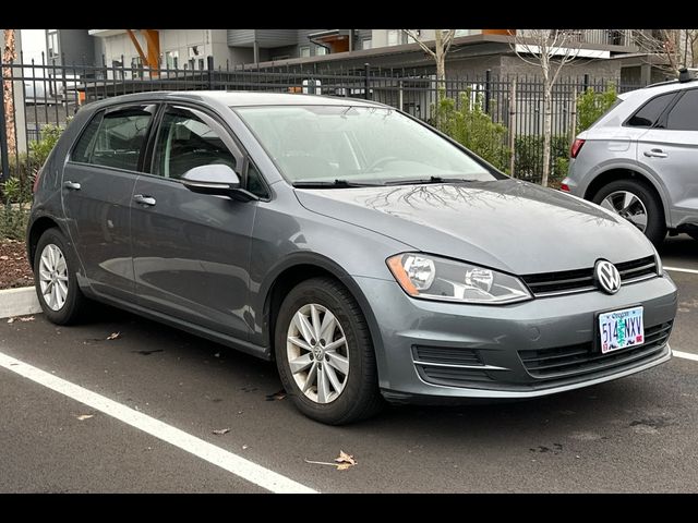 2016 Volkswagen Golf TSI S