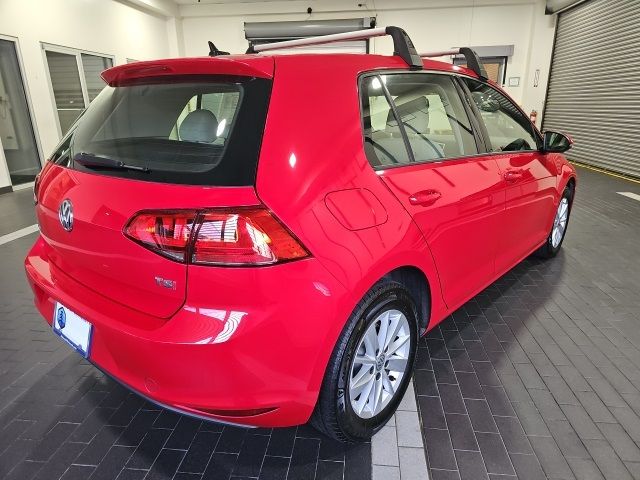 2016 Volkswagen Golf TSI S