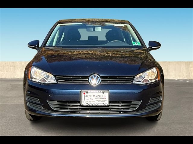 2016 Volkswagen Golf TSI S