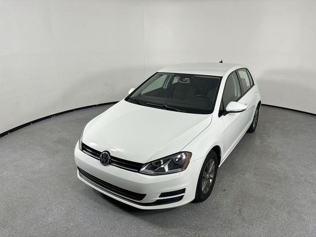 2016 Volkswagen Golf TSI S