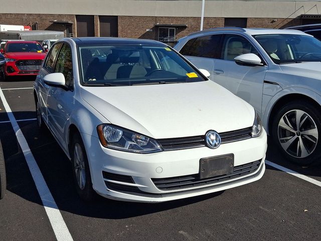 2016 Volkswagen Golf TSI S