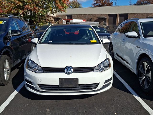 2016 Volkswagen Golf TSI S