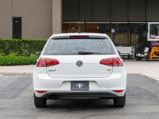 2016 Volkswagen Golf TSI S