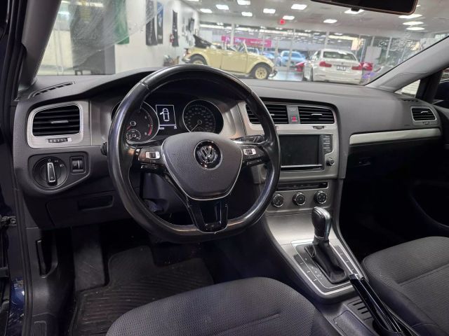 2016 Volkswagen Golf TSI S