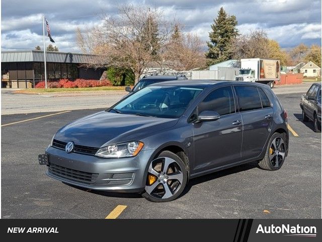 2016 Volkswagen Golf TSI S