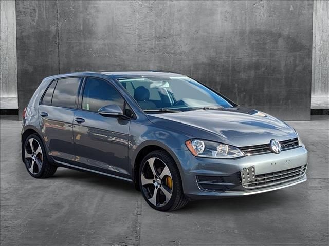 2016 Volkswagen Golf TSI S