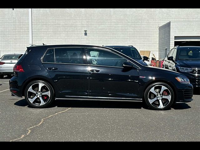 2016 Volkswagen Golf GTI Autobahn Performance