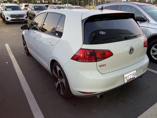 2016 Volkswagen Golf GTI Autobahn Performance