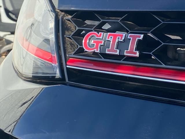 2016 Volkswagen Golf GTI Autobahn Performance