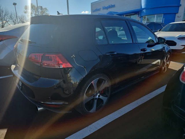 2016 Volkswagen Golf GTI Autobahn Performance