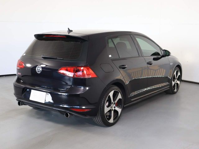 2016 Volkswagen Golf GTI Autobahn Performance