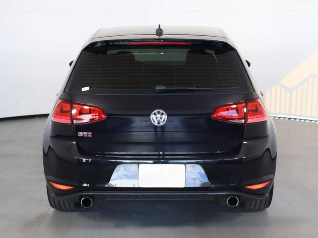 2016 Volkswagen Golf GTI Autobahn Performance