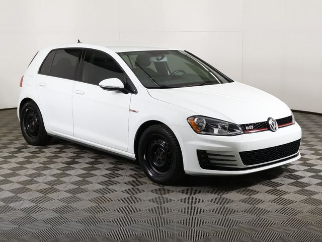 2016 Volkswagen Golf GTI S