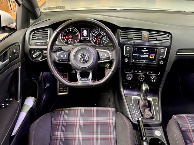 2016 Volkswagen Golf GTI S