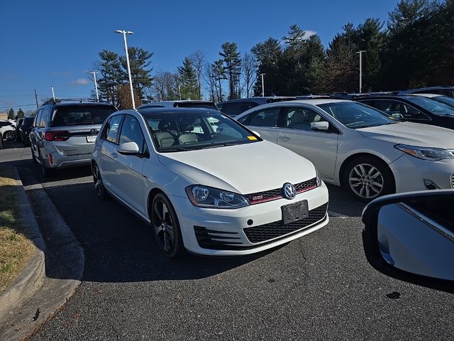 2016 Volkswagen Golf GTI SE Performance