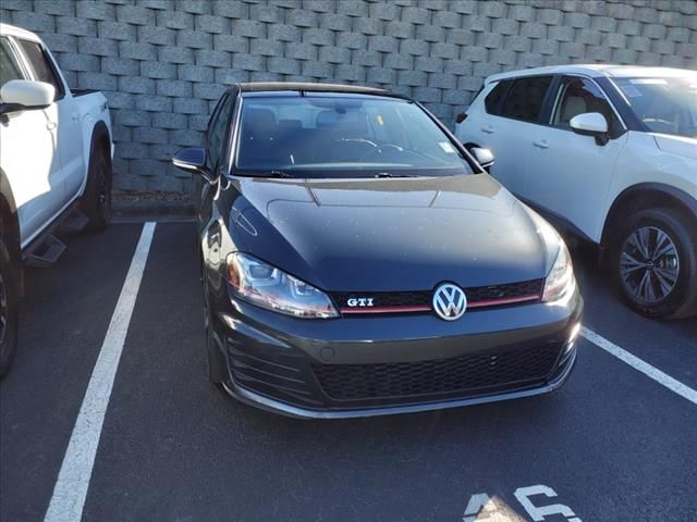 2016 Volkswagen Golf GTI SE