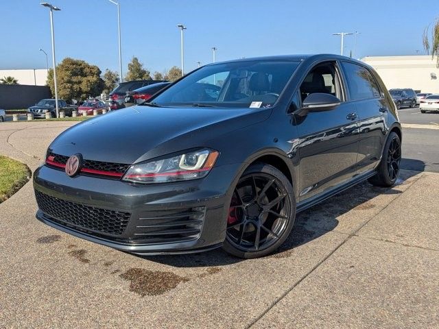 2016 Volkswagen Golf GTI SE