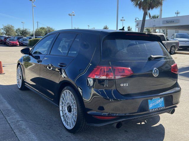 2016 Volkswagen Golf GTI SE