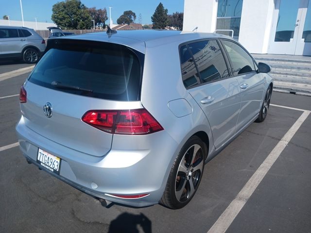 2016 Volkswagen Golf GTI SE Performance