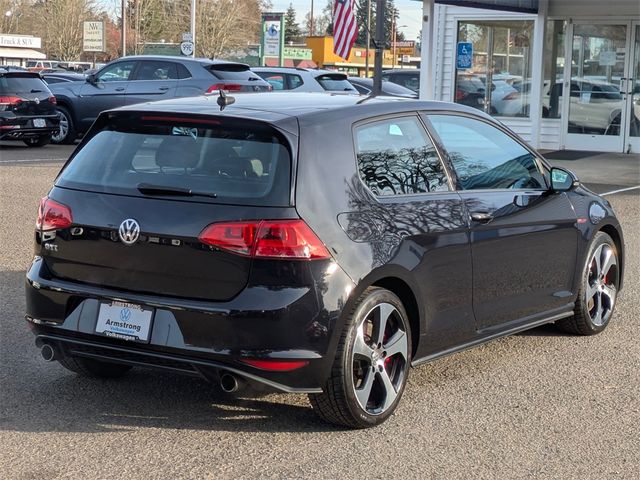 2016 Volkswagen Golf GTI SE Performance