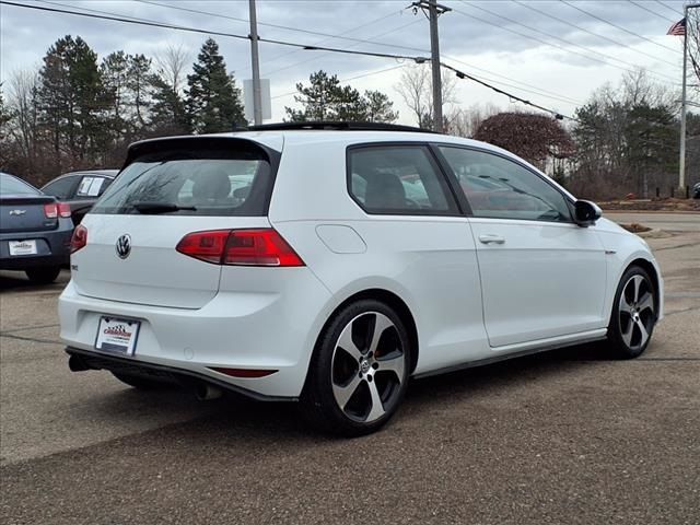 2016 Volkswagen Golf GTI SE