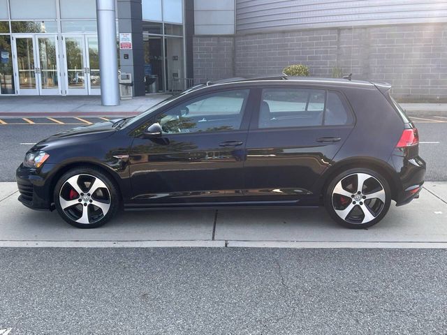 2016 Volkswagen Golf GTI SE