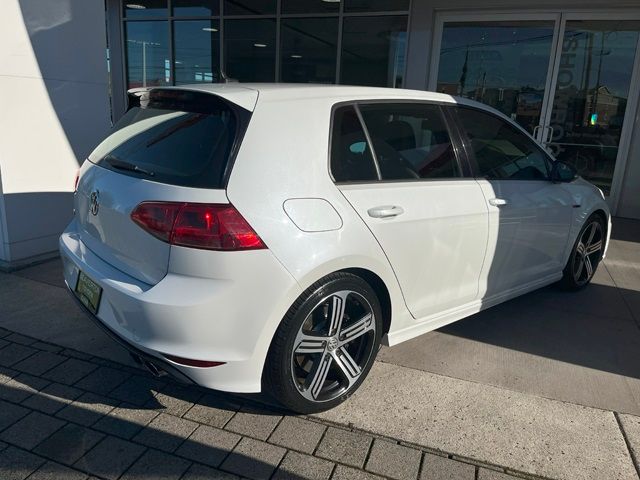 2016 Volkswagen Golf R Base