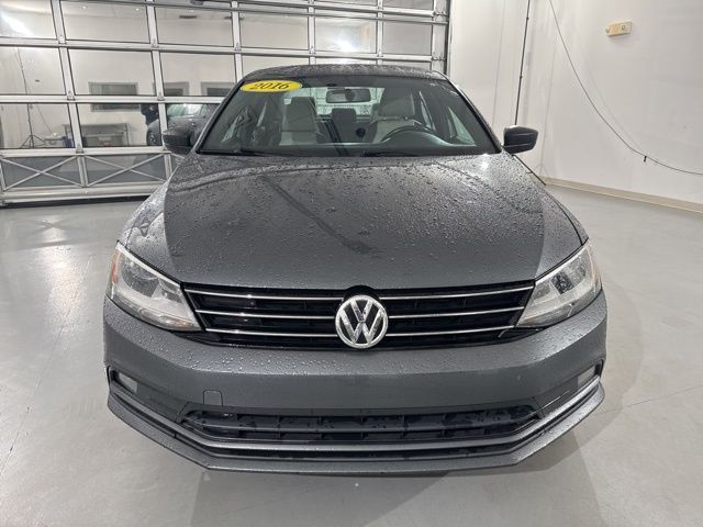 2016 Volkswagen Jetta 1.8T Sport