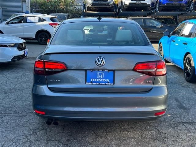 2016 Volkswagen Jetta 1.8T Sport