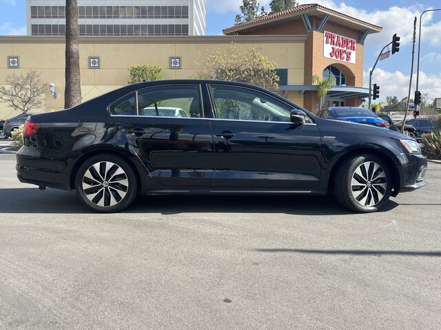 2016 Volkswagen Jetta Hybrid SEL Premium