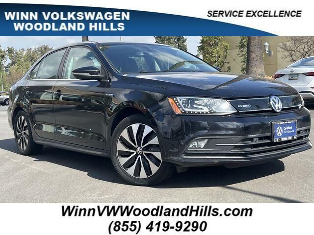 2016 Volkswagen Jetta Hybrid SEL Premium