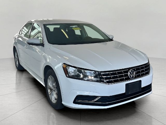 2016 Volkswagen Passat 1.8T S