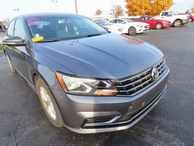 2016 Volkswagen Passat 1.8T S