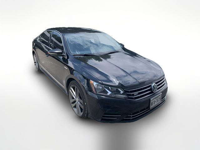 2016 Volkswagen Passat 1.8T R-Line