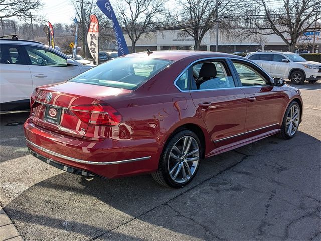 2016 Volkswagen Passat 1.8T R-Line