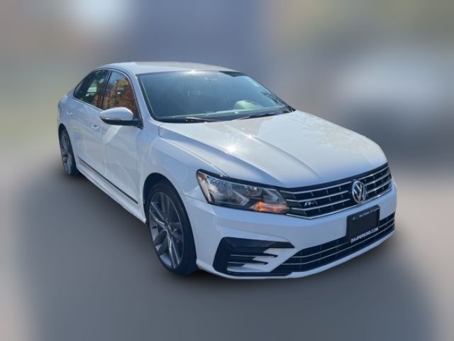 2016 Volkswagen Passat 1.8T R-Line