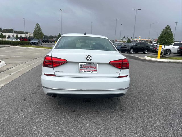 2016 Volkswagen Passat 1.8T S