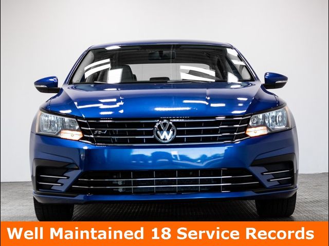 2016 Volkswagen Passat 1.8T R-Line Comfort