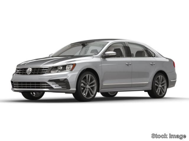 2016 Volkswagen Passat 1.8T R-Line Comfort