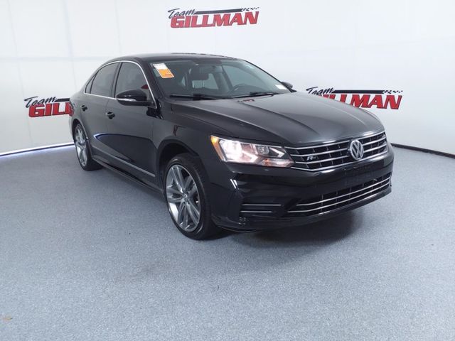 2016 Volkswagen Passat 1.8T R-Line Comfort