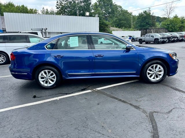 2016 Volkswagen Passat 1.8T S