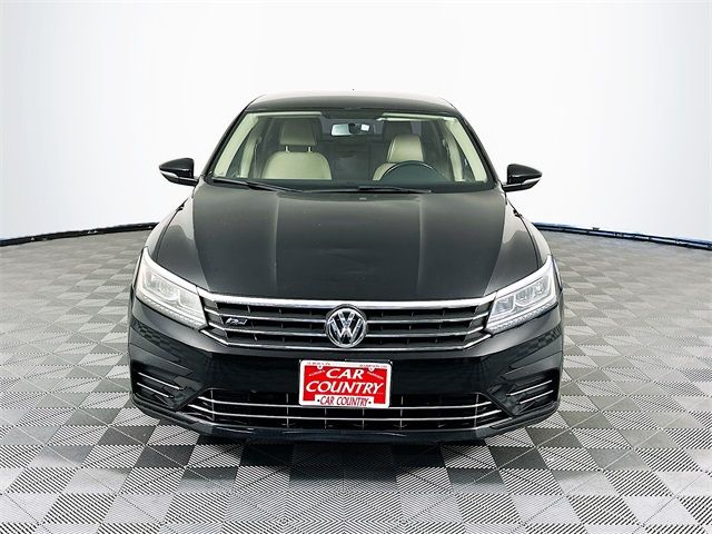 2016 Volkswagen Passat 1.8T R-Line Comfort