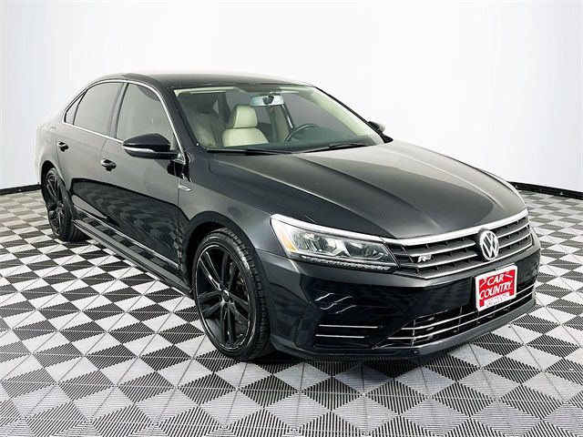 2016 Volkswagen Passat 1.8T R-Line Comfort